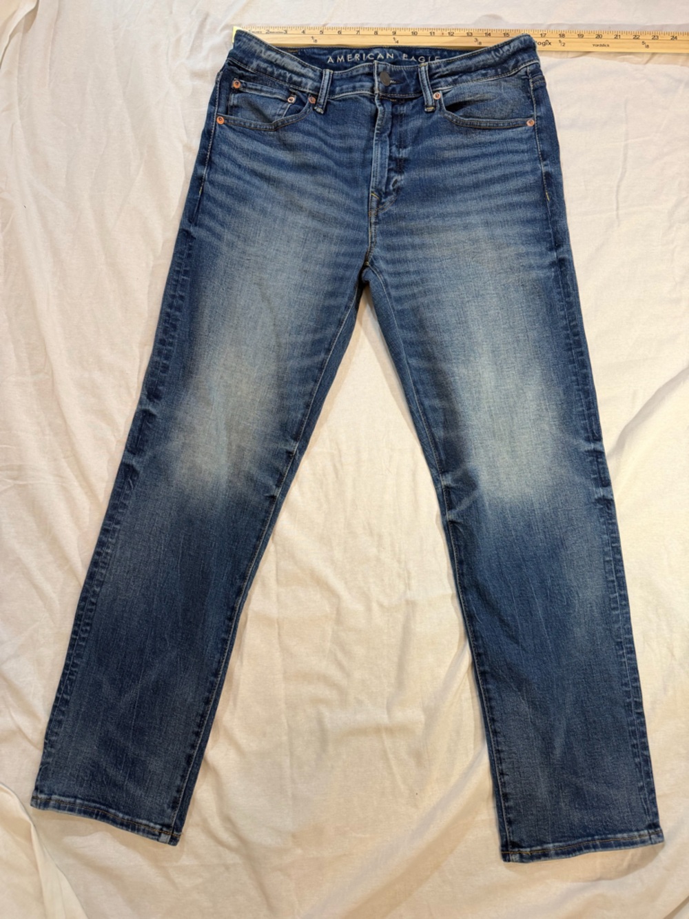 American Eagle Outfitters Men's Straight Jeans - Medium Blue Denim